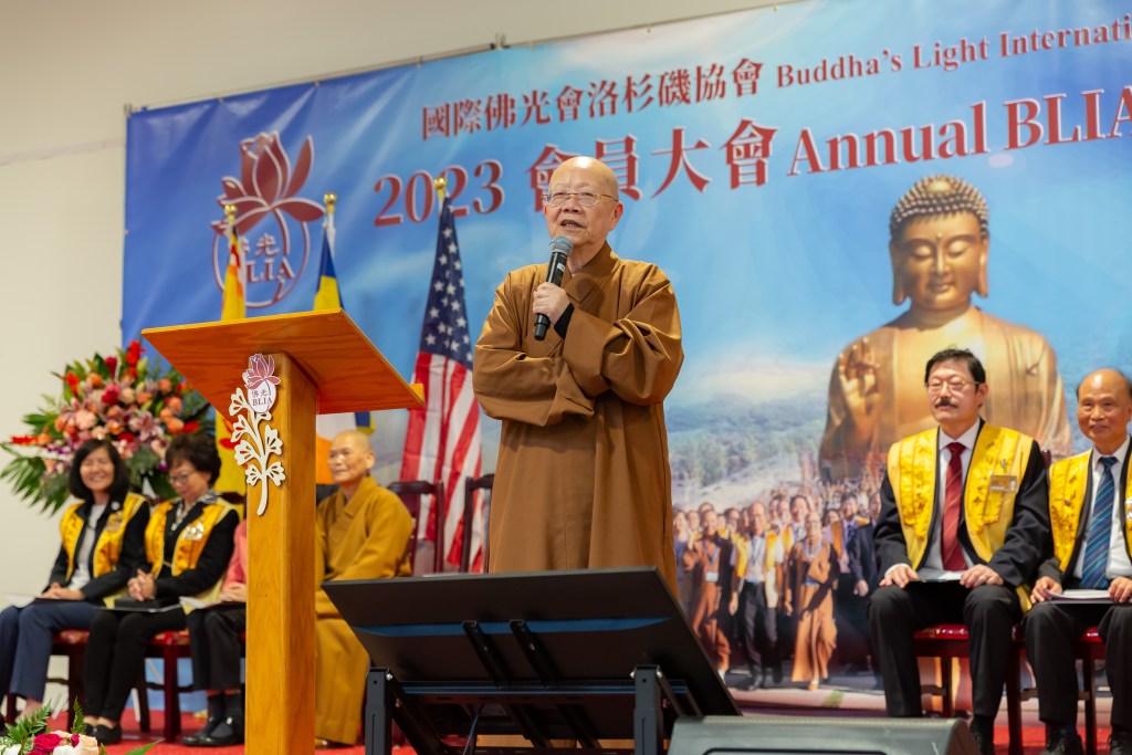 世界總會理事依空法師勉勵佛光人在弘法上勇於創新，每個人都是大師的分身，共生共榮，繼續把人間佛教的歡喜幸福布滿人間。