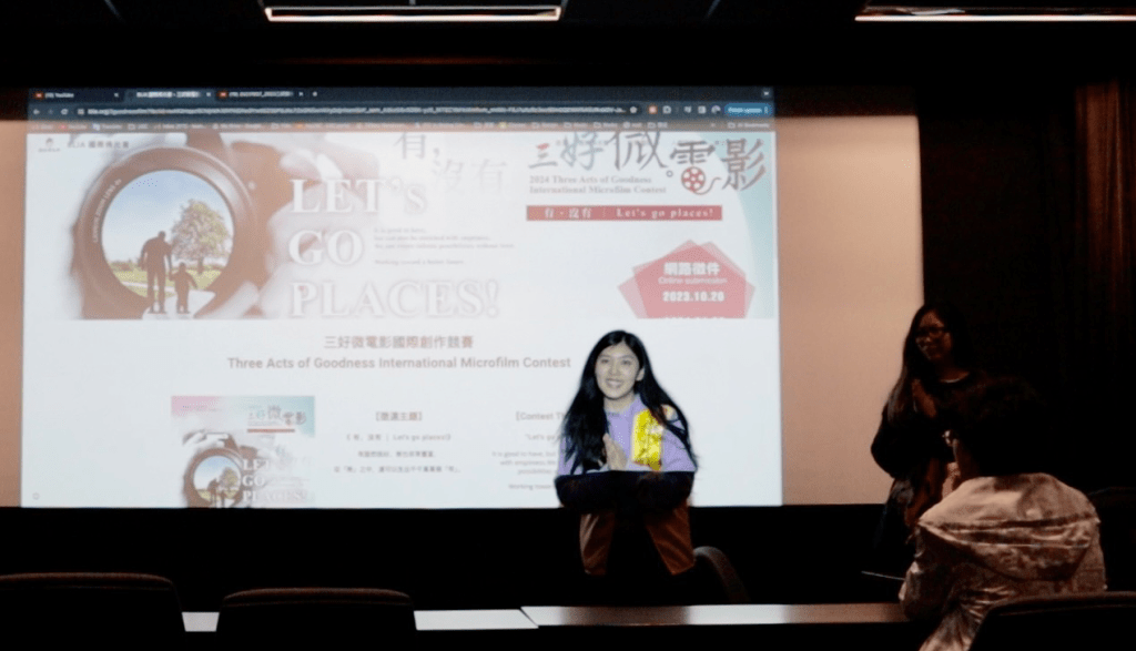 國際佛光會洛杉磯協會「三好微電影」活動總幹事王儷玲（晶晶）在南加州大學(USC)電影學院推廣微電影活動並鼓勵報名。