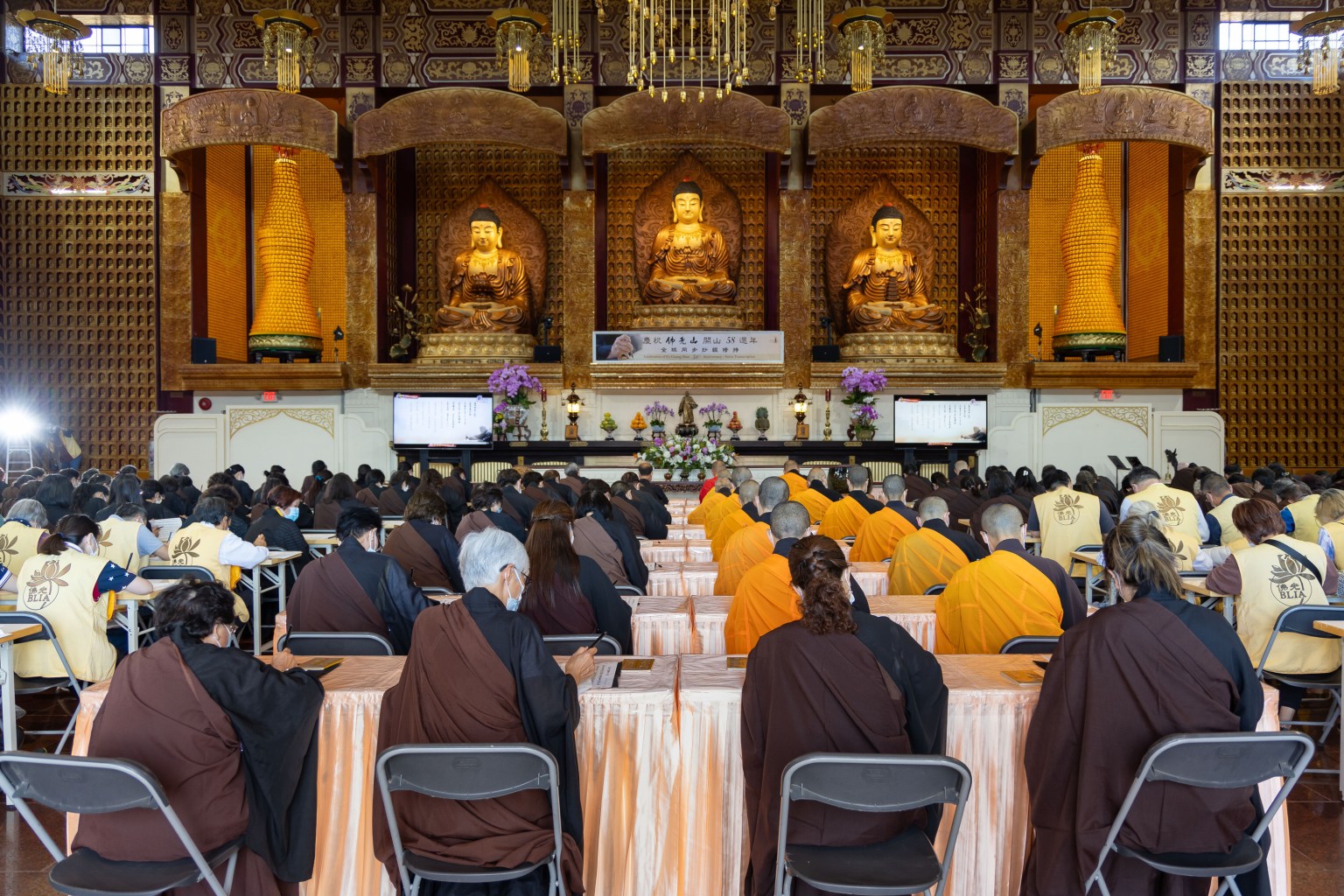 紀念佛光山開山58周年，佛光山西來寺抄寫《般若心經》修持