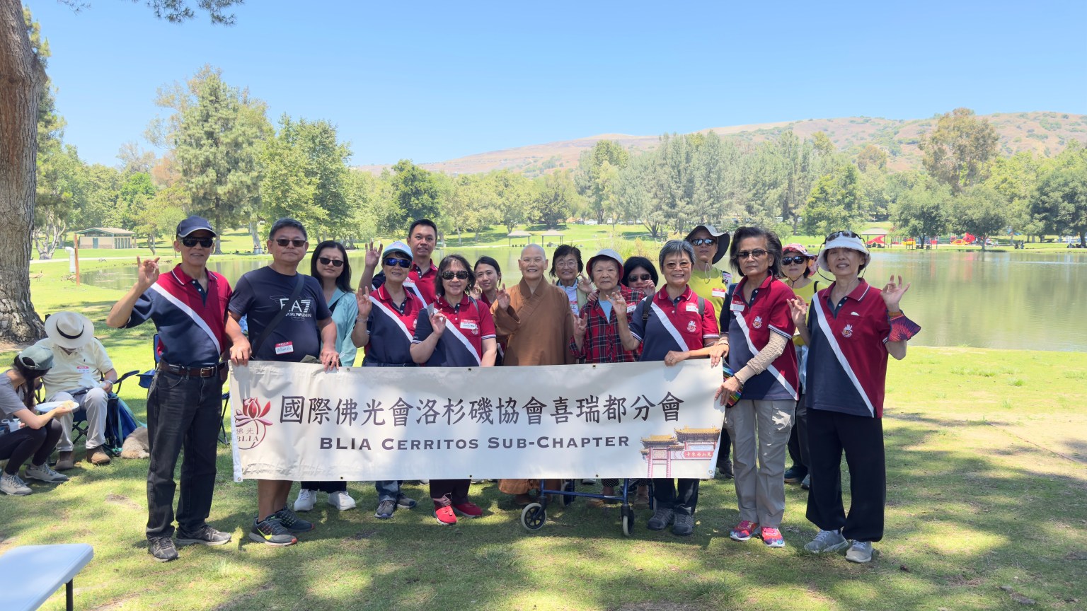 喜瑞都分會會員參加VegRun