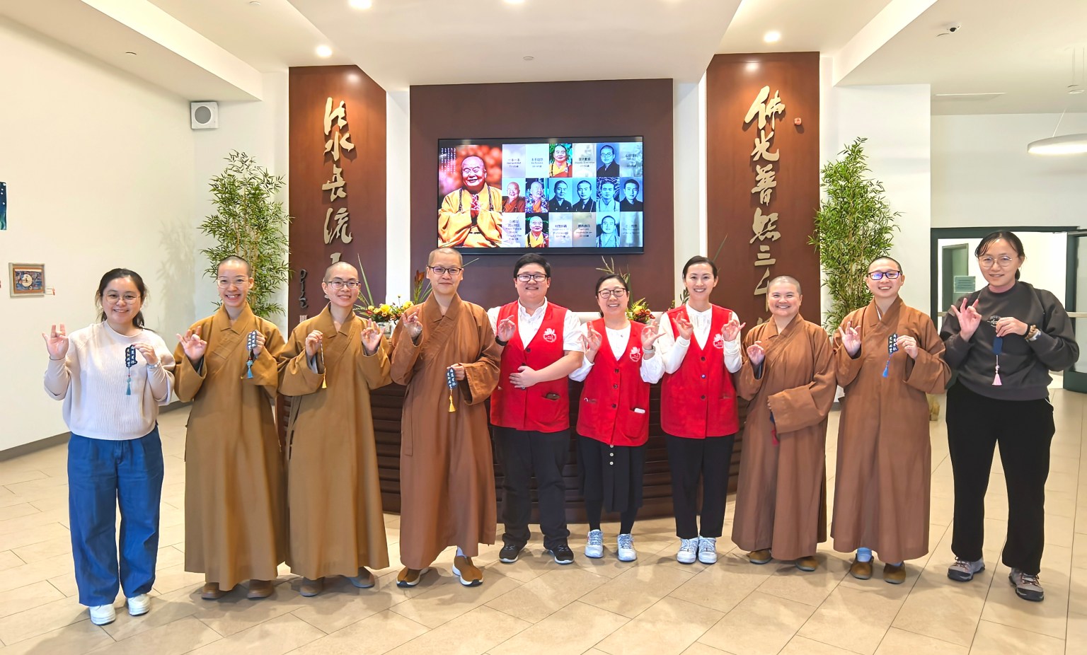 全體合影。