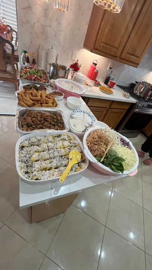 美味佳餚傳遞幸福與祝福!