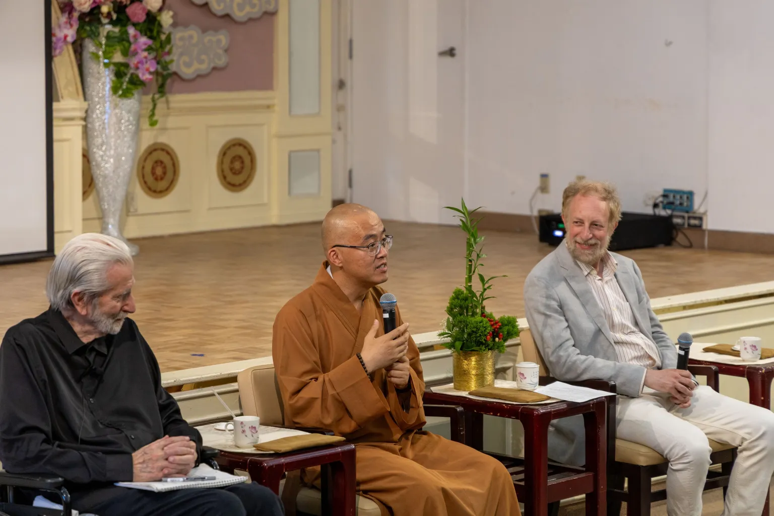 Venerable Hui Dong and Dr. Lancaster during Q&A
