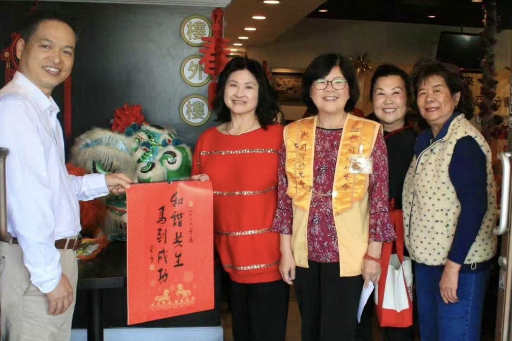 幹部迎接馬年馬上成功