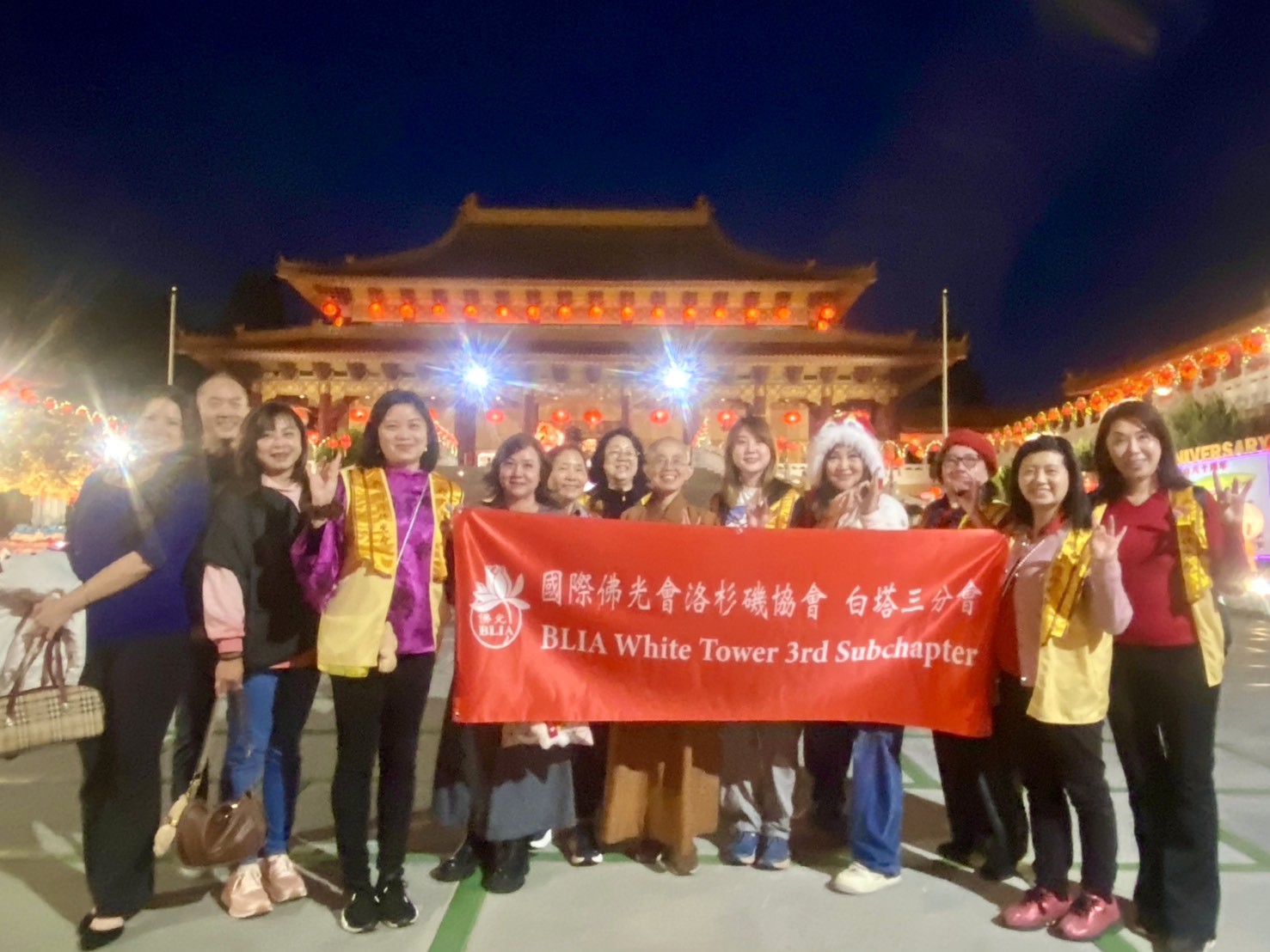 白塔三分會「回家」團拜合影