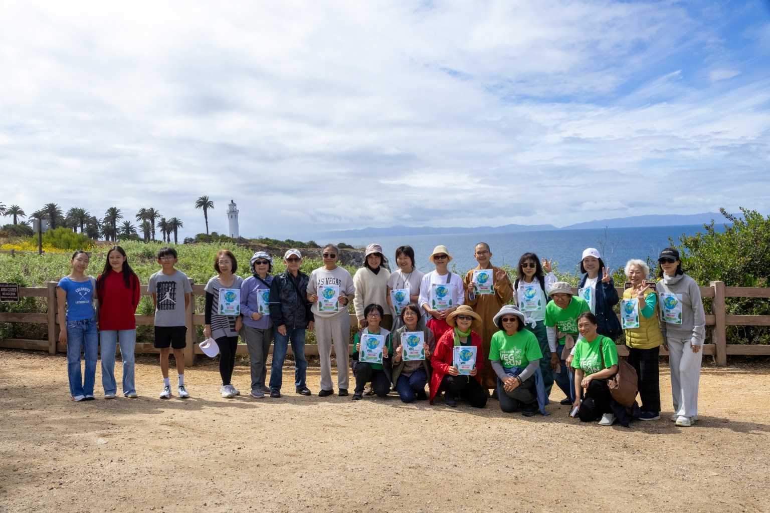 From April 12 to 19, 25 subchapters of the BLIA Los Angeles Chapter and the BLIA Young Adult Division organized VEGRUN events at 12 locations throughout the Greater Los Angeles area. The South Bay I and II Subchapters kicked off the series on April 12 at Point Vicente Lighthouse.
