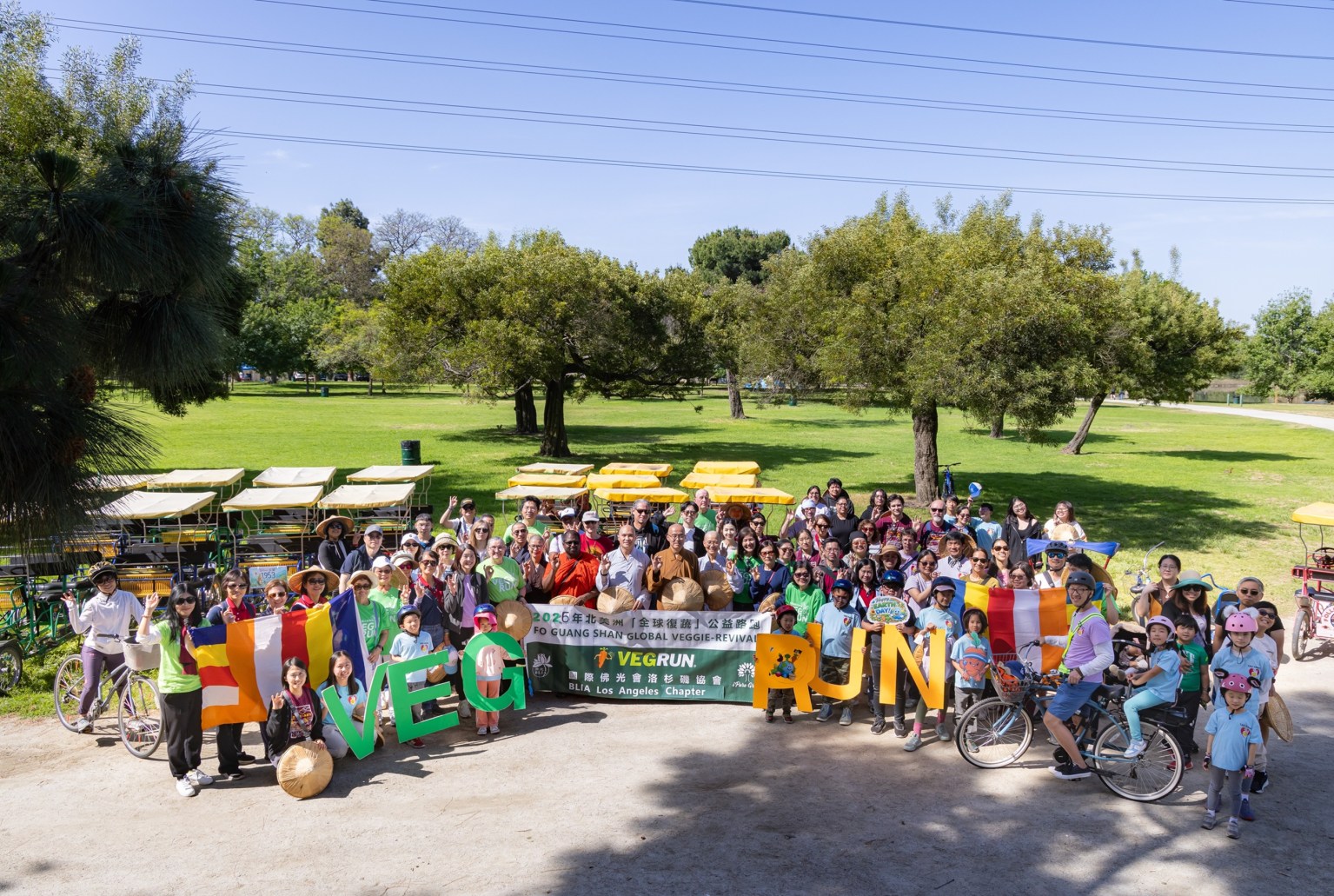 On April 18, a cycling team composed of members from the Hsi Lai Subchapter, Cerritos Subchapter, Hsi Lai Temple Three Acts of Goodness School, and University of the West joined the VEGRUN event, with 110 participants riding in support of the initiative.